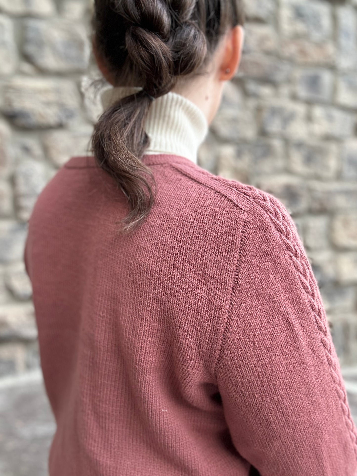 Malinois Cardigan - Knitting Pattern