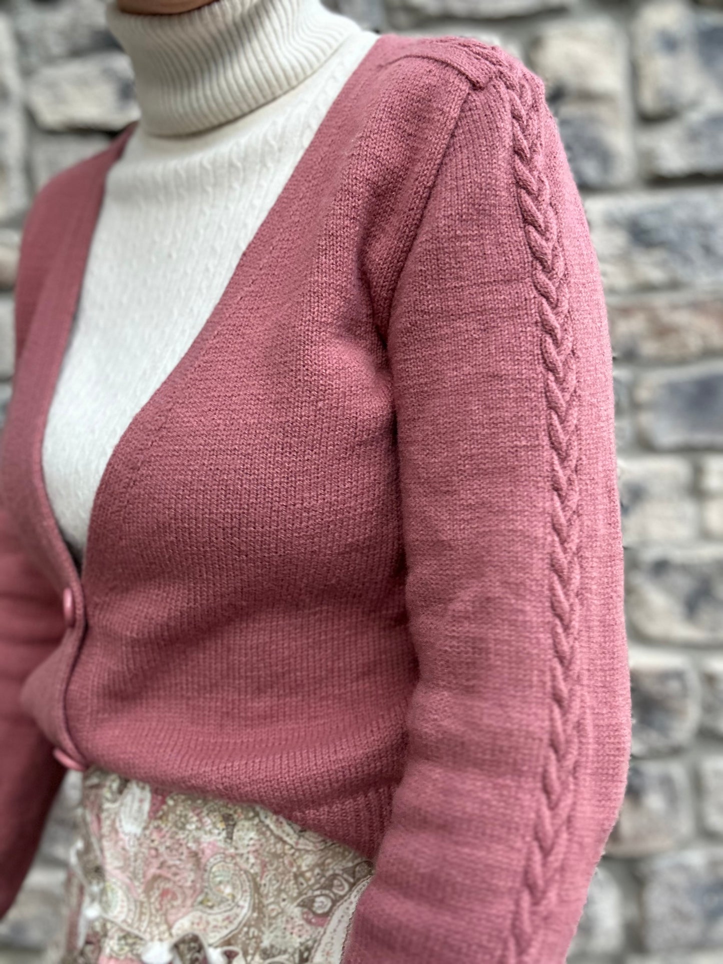Malinois Cardigan - Knitting Pattern
