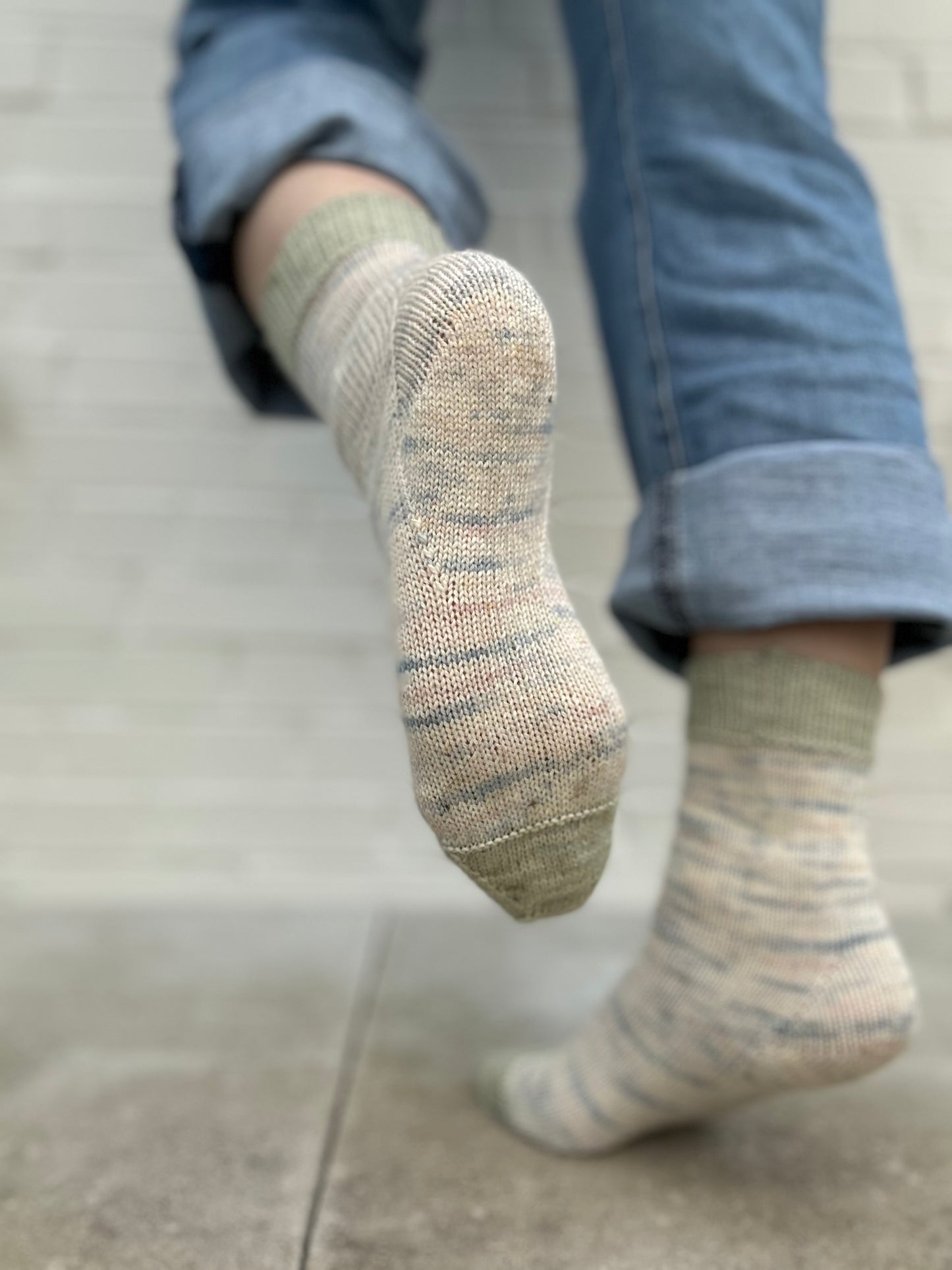 Vanilla Kite Heel Socks - Knitting Pattern