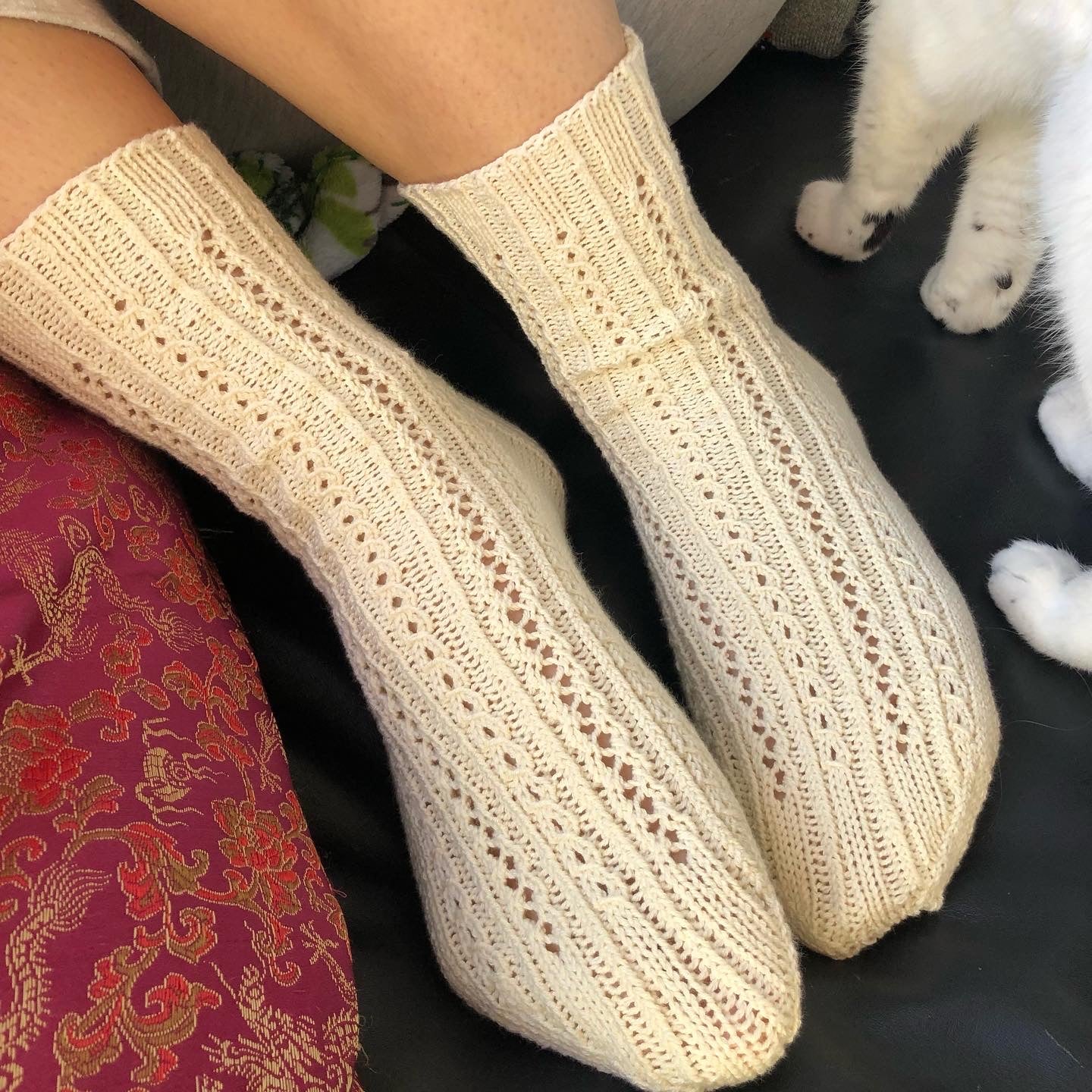 Cadeau Socks - Knitting Pattern