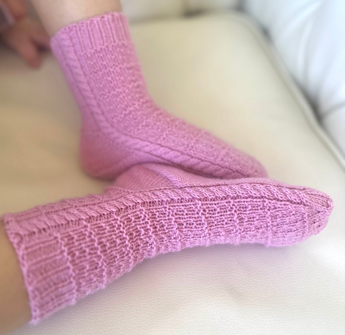 Sweet Dot Socks (Kite Heel) - Knitting Pattern