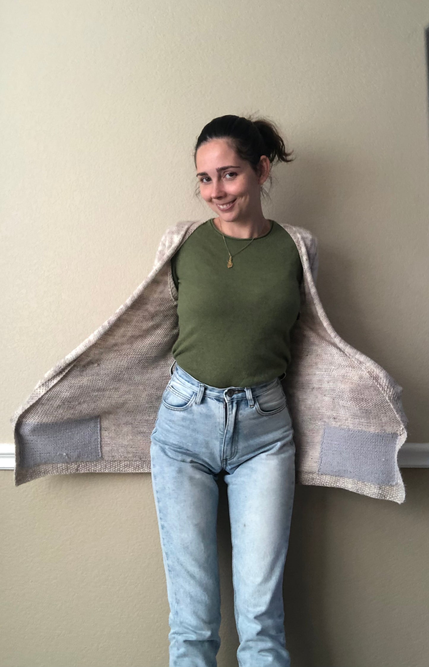 Plumule Cardigan - Knitting Pattern