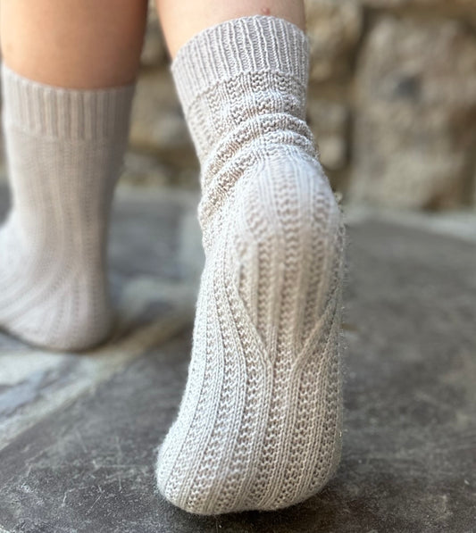 Rib It Socks - Knitting Pattern