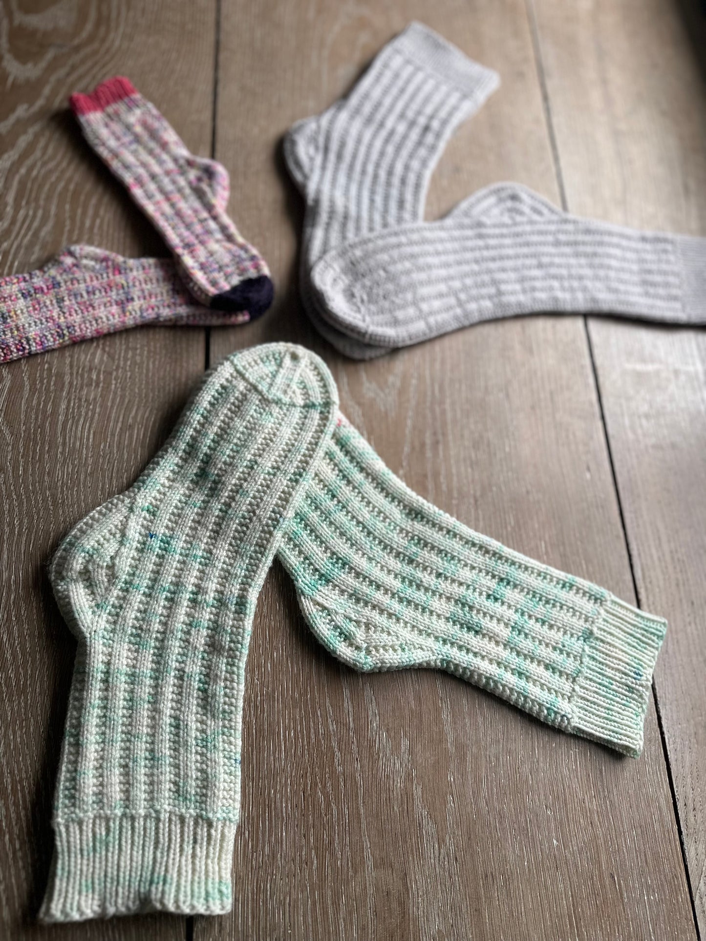 Rib It Socks - Knitting Pattern