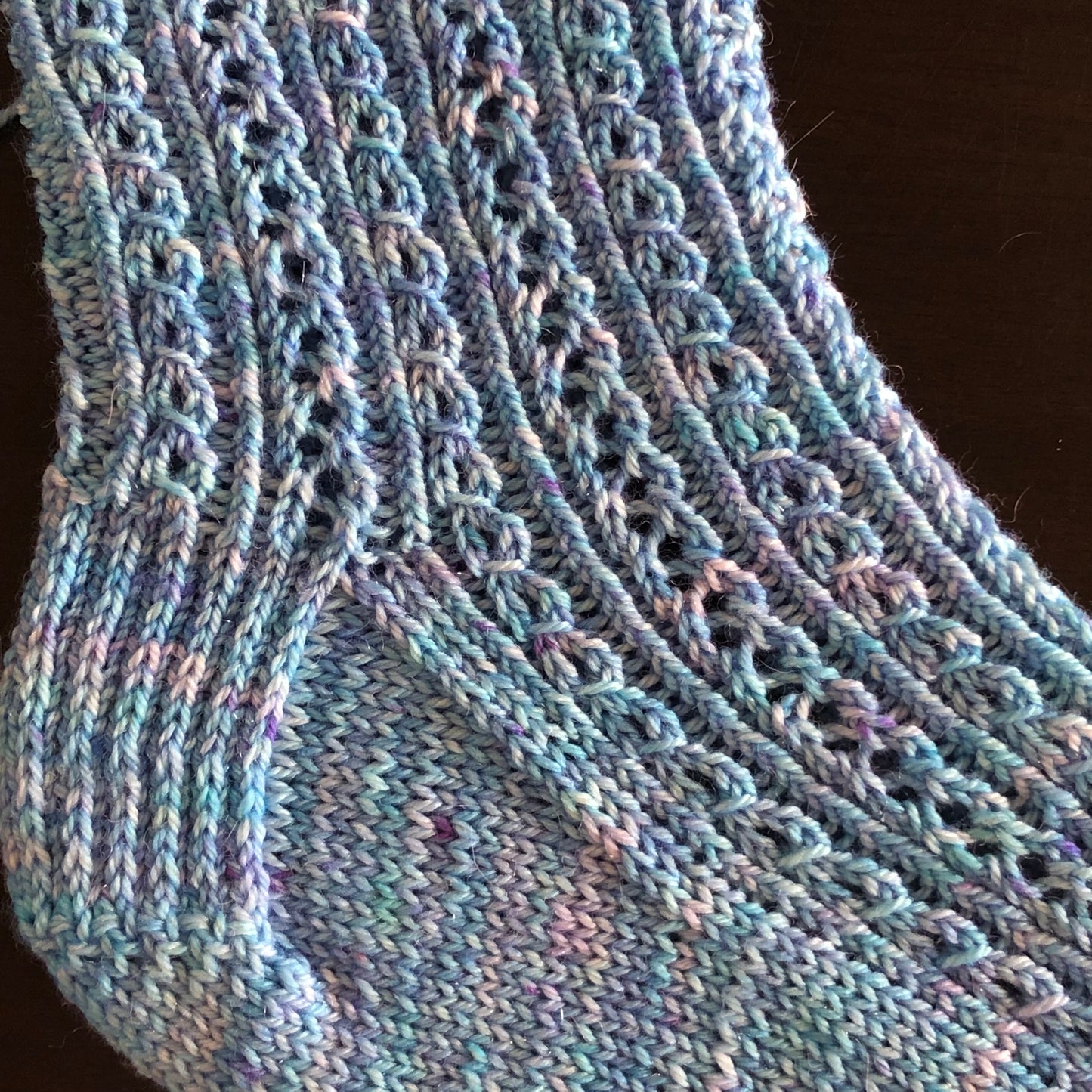 Cadeau Socks - Knitting Pattern