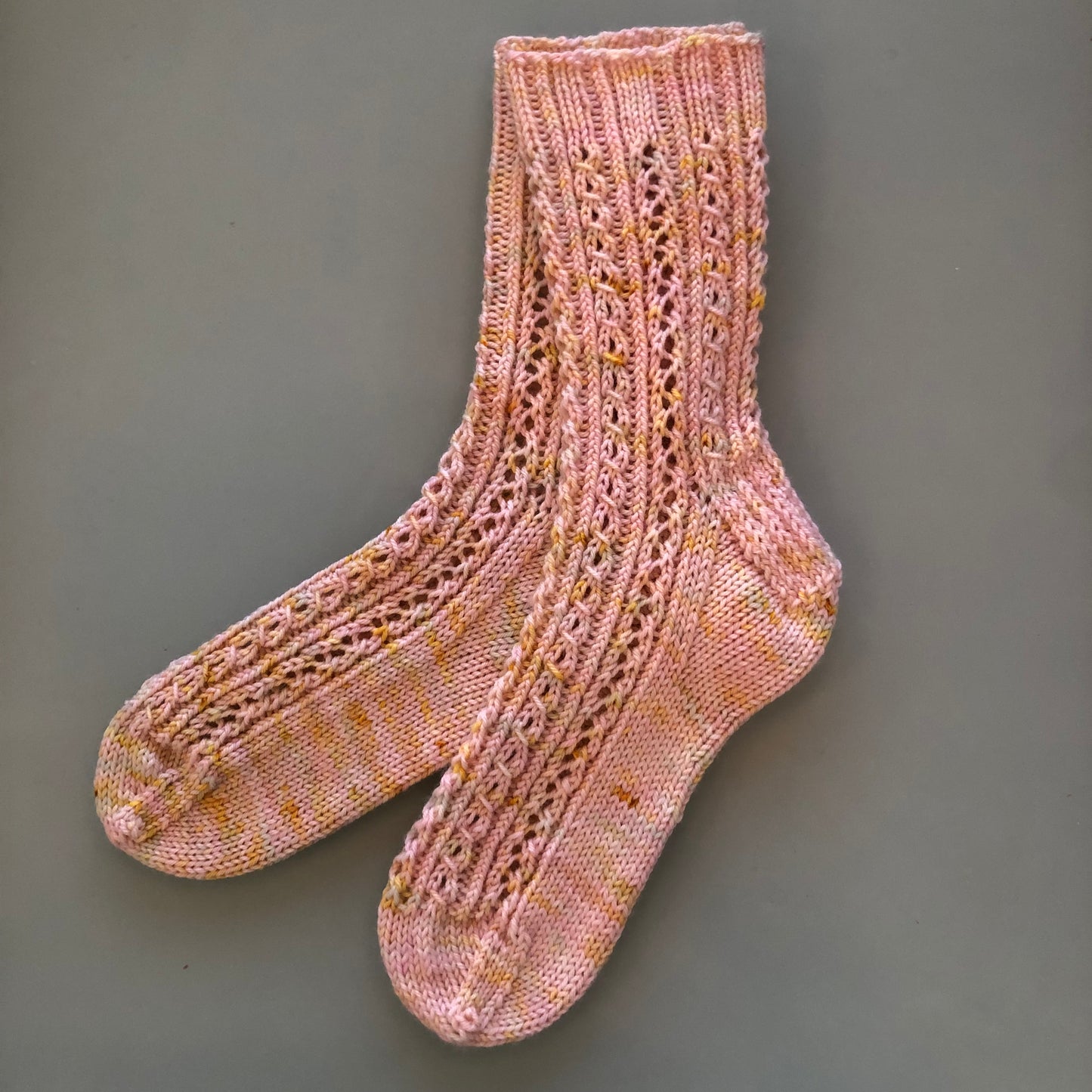 Cadeau Socks - Knitting Pattern